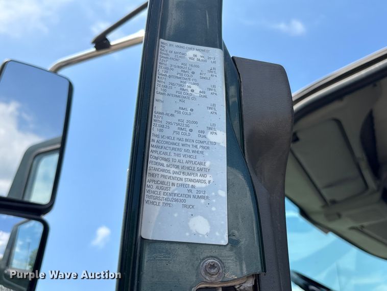 image for item FC5898 2013 International WorkStar 7600 dump truck