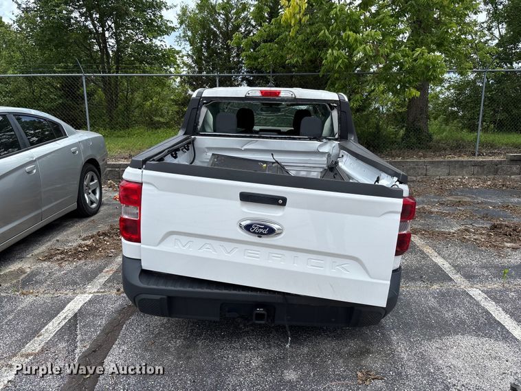 image for item FC5900 2023 Ford Maverick XLT Crew Cab pickup truck