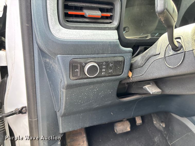 image for item FC5900 2023 Ford Maverick XLT Crew Cab pickup truck