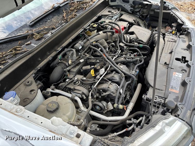 image for item FC5900 2023 Ford Maverick XLT Crew Cab pickup truck