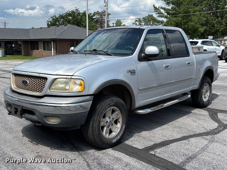 2003 Ford F150 XLT Crew Cab pickup truck