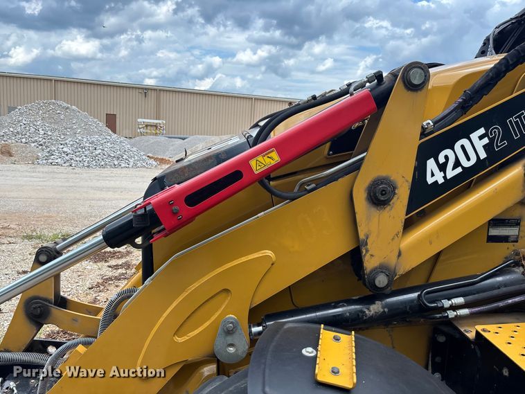 image for item FC5902 2018 Caterpillar 420F2 IT backhoe