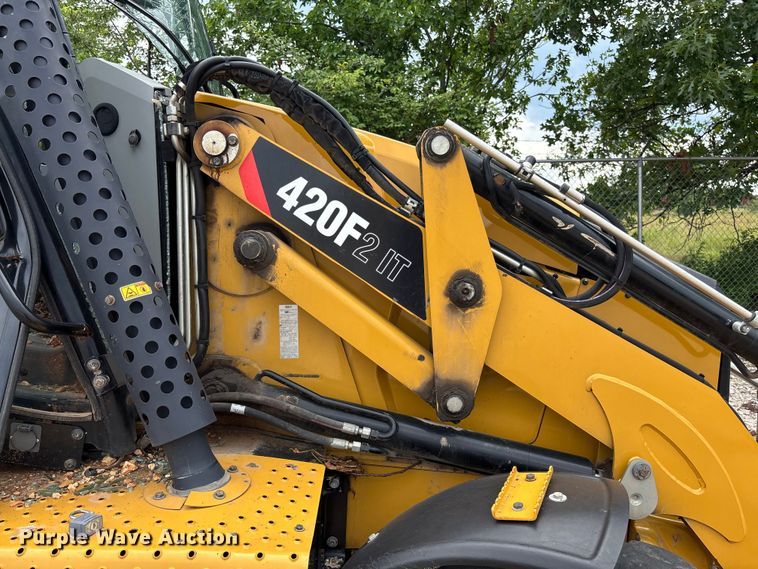 image for item FC5902 2018 Caterpillar 420F2 IT backhoe