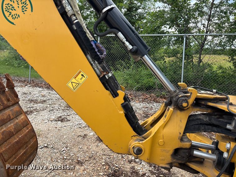 image for item FC5902 2018 Caterpillar 420F2 IT backhoe