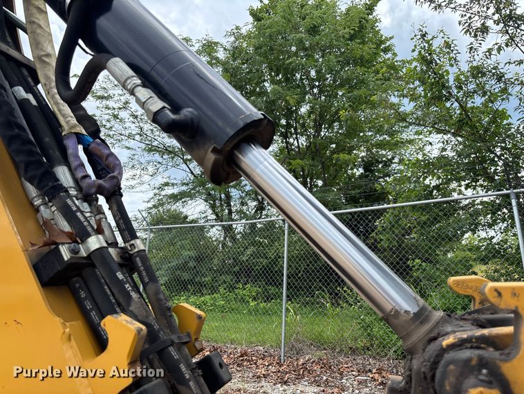 image for item FC5902 2018 Caterpillar 420F2 IT backhoe