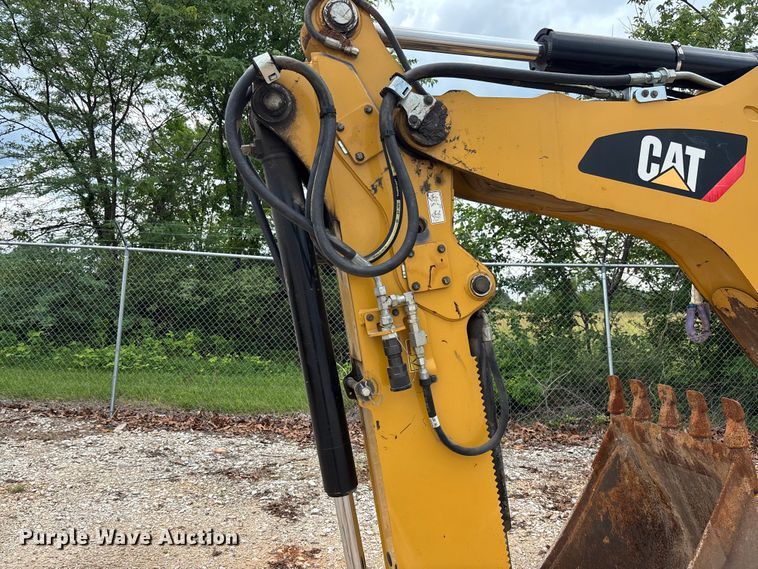 image for item FC5902 2018 Caterpillar 420F2 IT backhoe