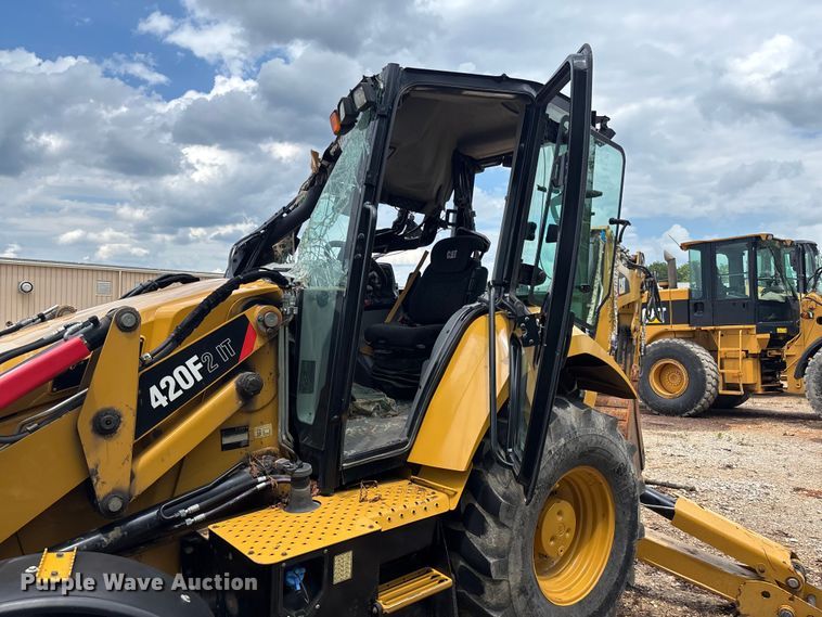 image for item FC5902 2018 Caterpillar 420F2 IT backhoe