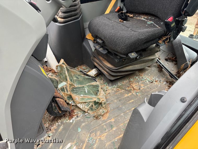 image for item FC5902 2018 Caterpillar 420F2 IT backhoe