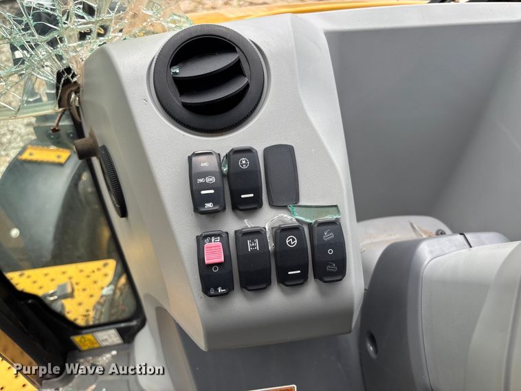 image for item FC5902 2018 Caterpillar 420F2 IT backhoe