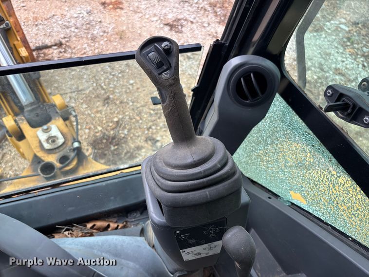 image for item FC5902 2018 Caterpillar 420F2 IT backhoe