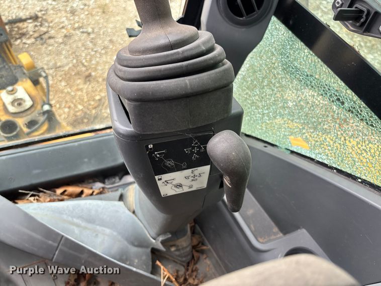 image for item FC5902 2018 Caterpillar 420F2 IT backhoe
