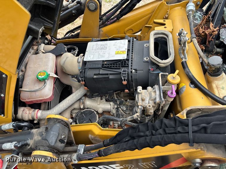 image for item FC5902 2018 Caterpillar 420F2 IT backhoe
