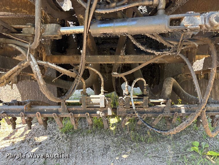image for item FG0353 1990 Ford F800 oil distributor truck