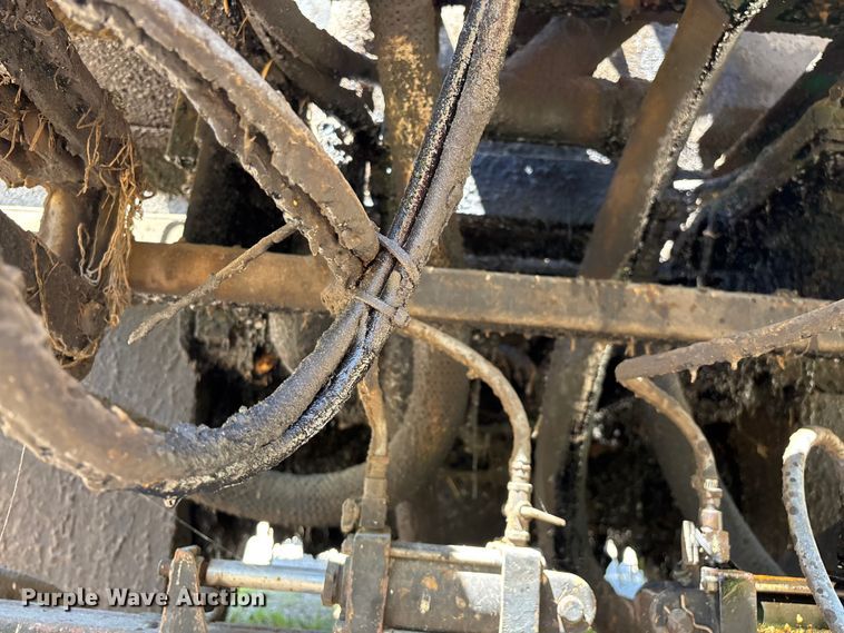 image for item FG0353 1990 Ford F800 oil distributor truck