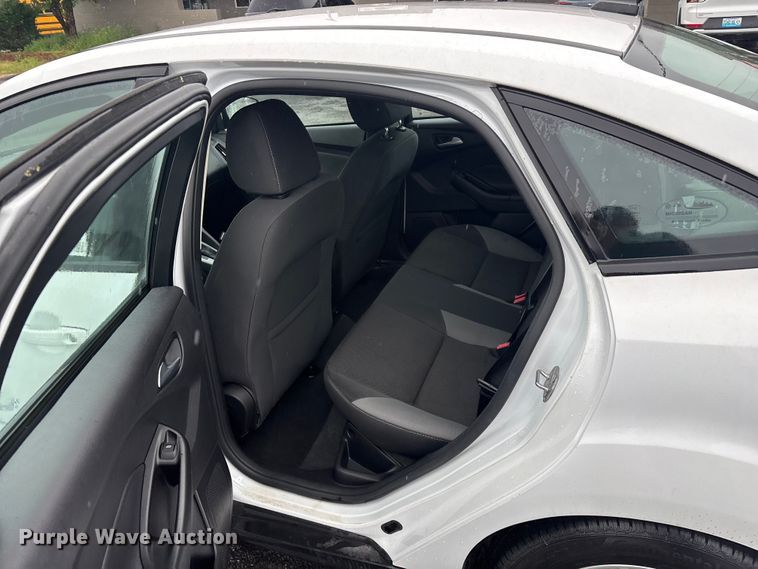 image for item FG0375 2014 Ford Focus 