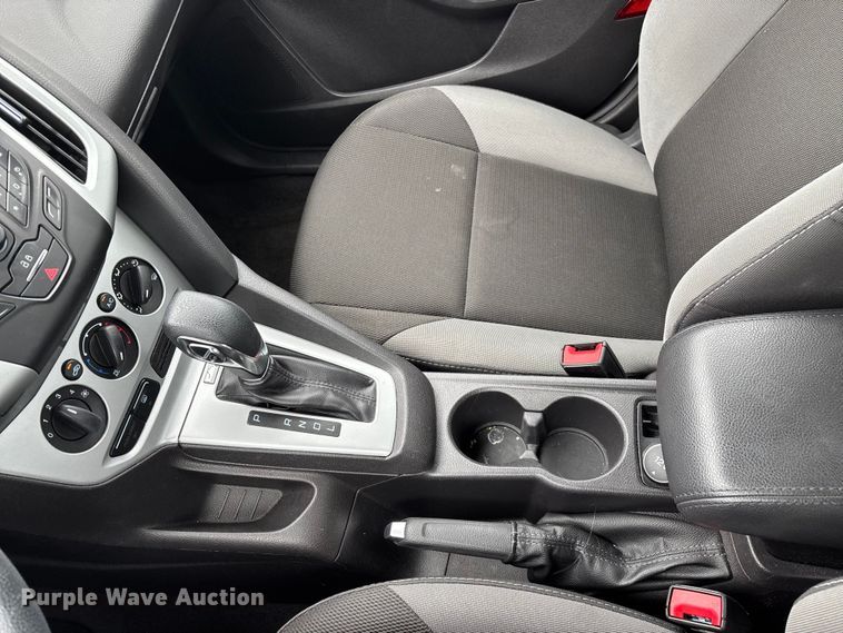 image for item FG0376 2014 Ford Focus 