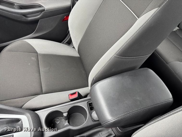 image for item FG0376 2014 Ford Focus 