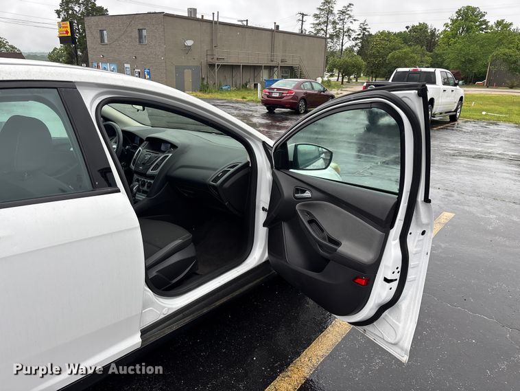 image for item FG0376 2014 Ford Focus 
