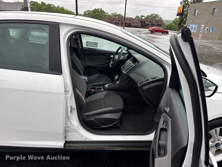 image for item FG0376 2014 Ford Focus 