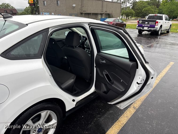 image for item FG0376 2014 Ford Focus 