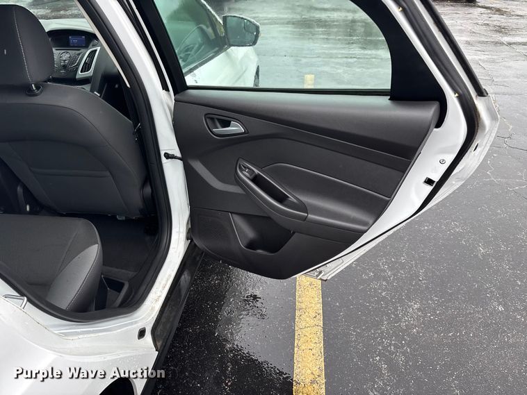 image for item FG0376 2014 Ford Focus 