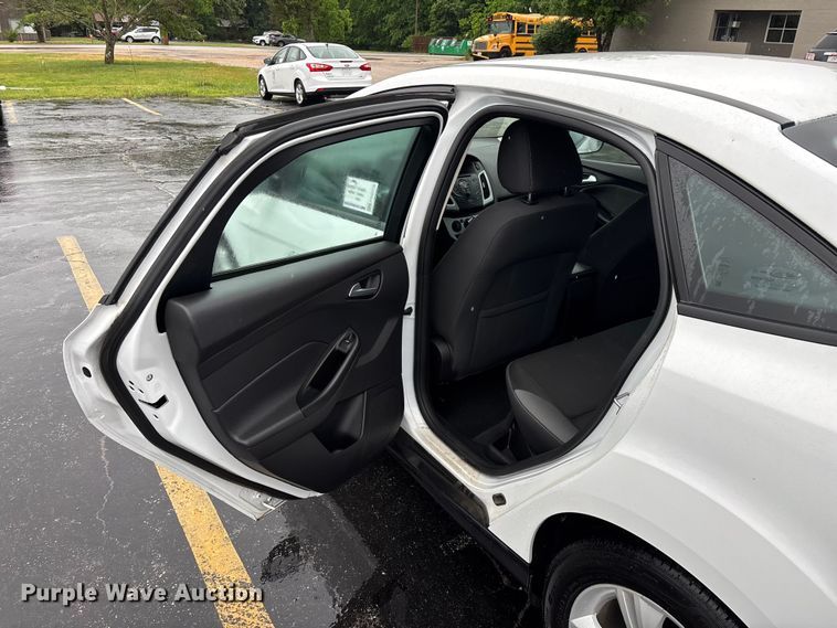 image for item FG0376 2014 Ford Focus 