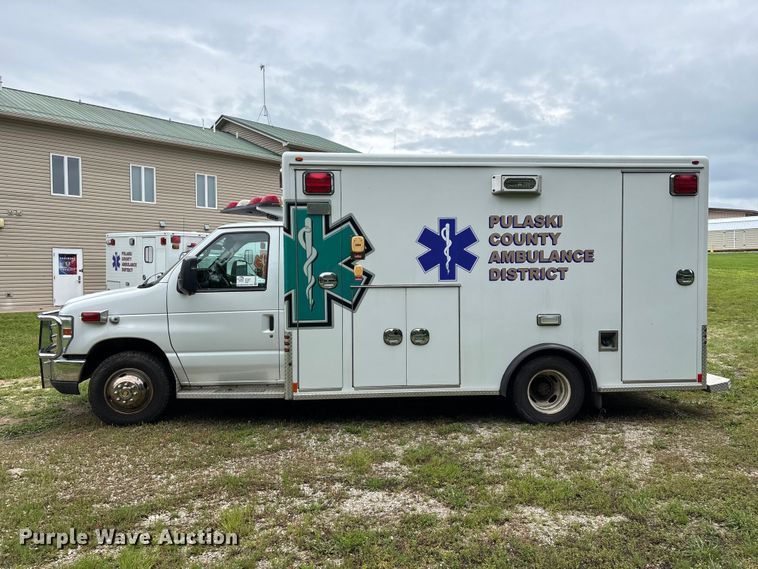 image for item FG0393 2012 Ford Econoline ambulance