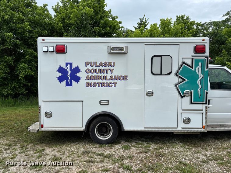 image for item FG0393 2012 Ford Econoline ambulance
