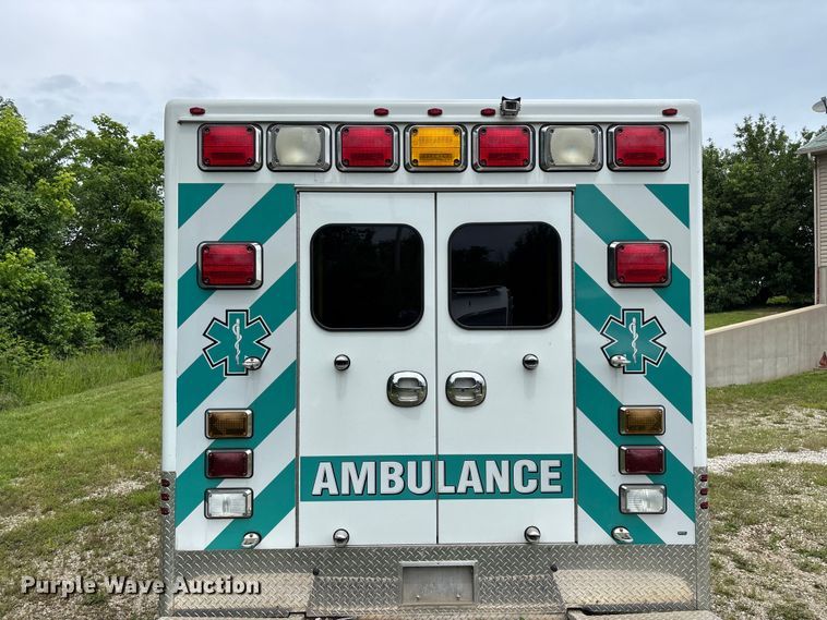 image for item FG0393 2012 Ford Econoline ambulance