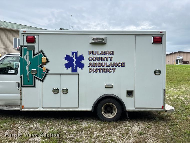 image for item FG0393 2012 Ford Econoline ambulance