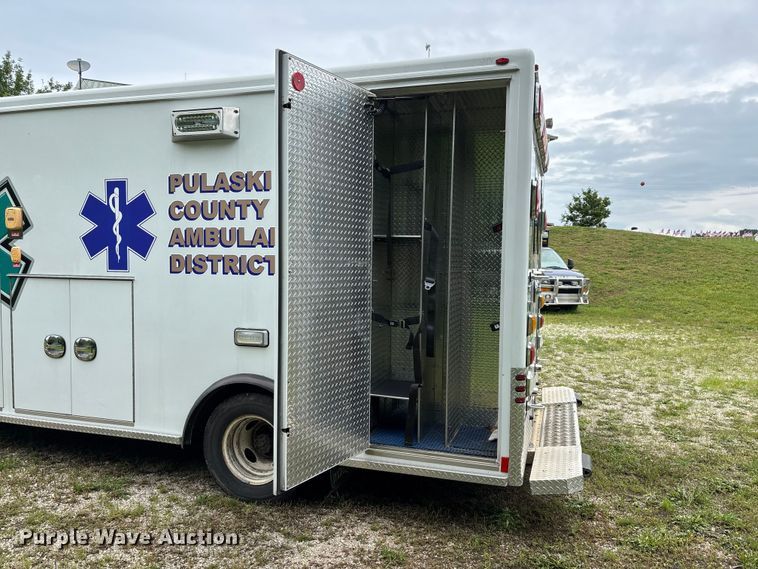 image for item FG0393 2012 Ford Econoline ambulance