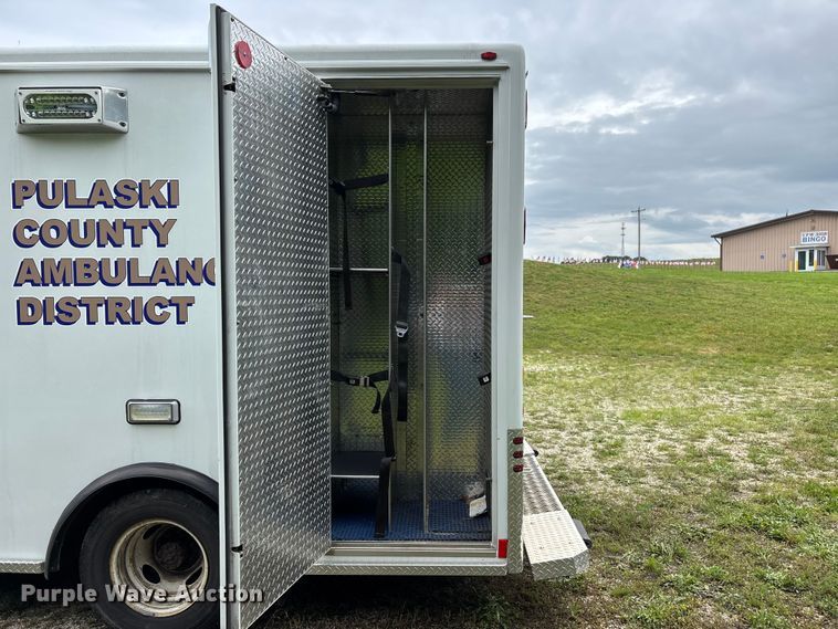 image for item FG0393 2012 Ford Econoline ambulance
