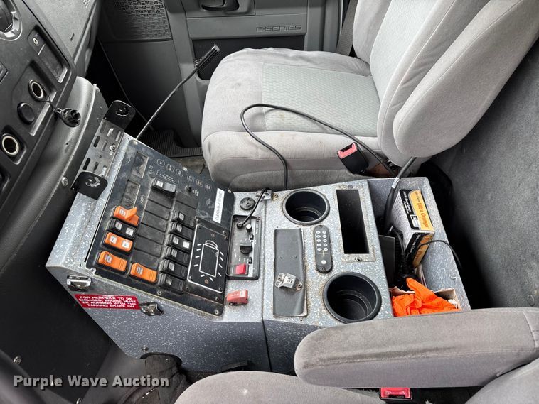 image for item FG0393 2012 Ford Econoline ambulance