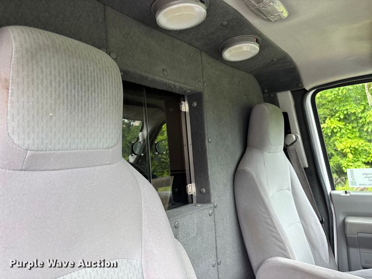 image for item FG0393 2012 Ford Econoline ambulance