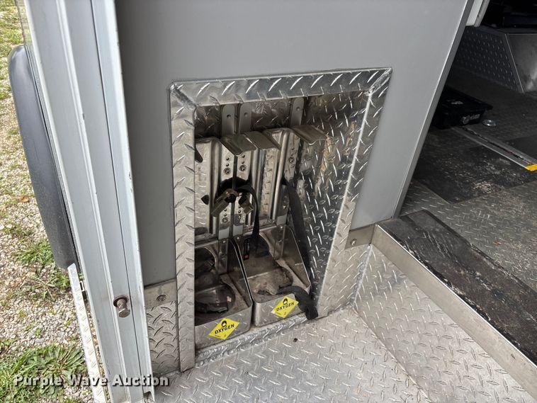 image for item FG0393 2012 Ford Econoline ambulance