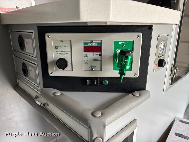 image for item FG0393 2012 Ford Econoline ambulance