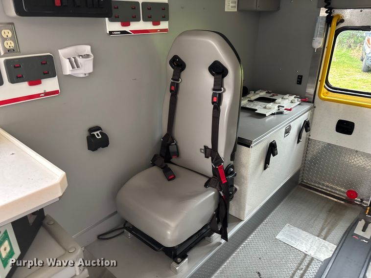image for item FG0393 2012 Ford Econoline ambulance