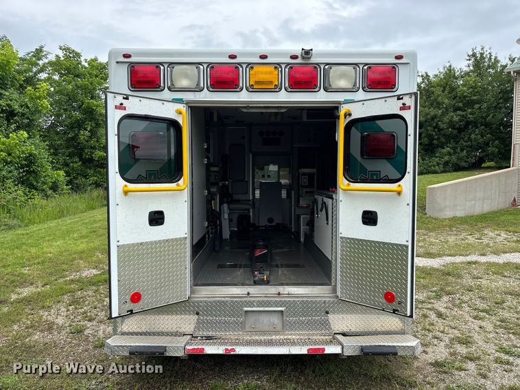 image for item FG0393 2012 Ford Econoline ambulance