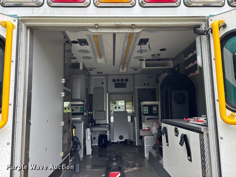 image for item FG0393 2012 Ford Econoline ambulance