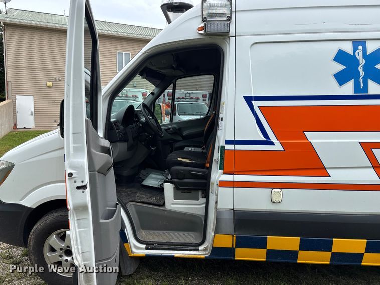 image for item FG0395 2017 Mercedes-Benz Sprinter ambulance