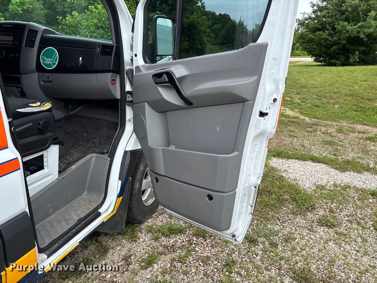 image for item FG0395 2017 Mercedes-Benz Sprinter ambulance