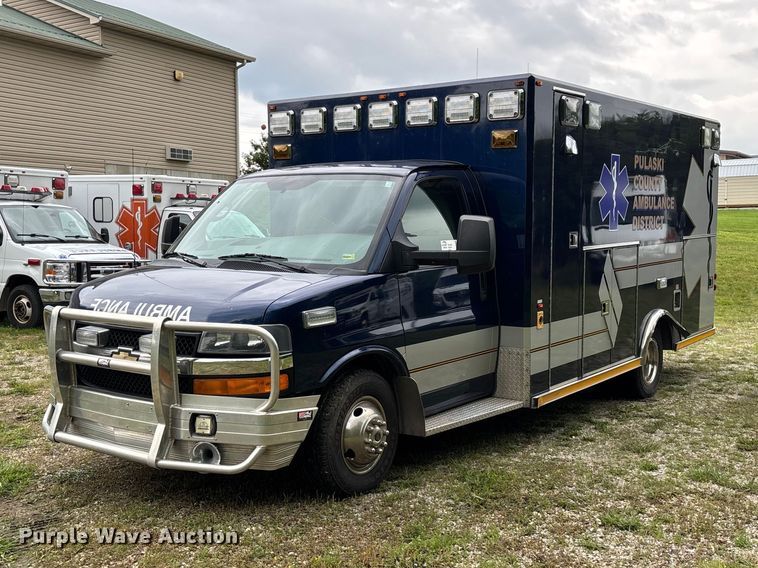 image for item FG0396 2013 Chevrolet Express 4500 ambulance