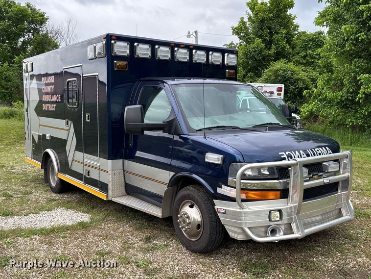 image for item FG0396 2013 Chevrolet Express 4500 ambulance