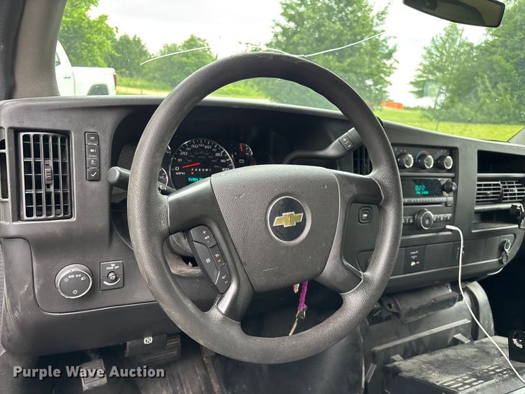 image for item FG0396 2013 Chevrolet Express 4500 ambulance