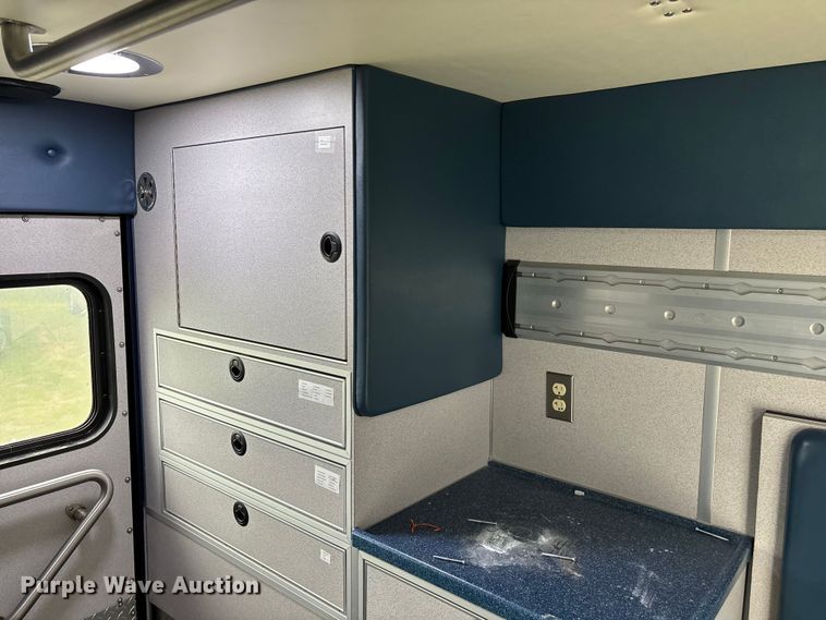 image for item FG0396 2013 Chevrolet Express 4500 ambulance