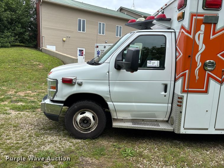 image for item FG0397 2012 Ford Econoline ambulance