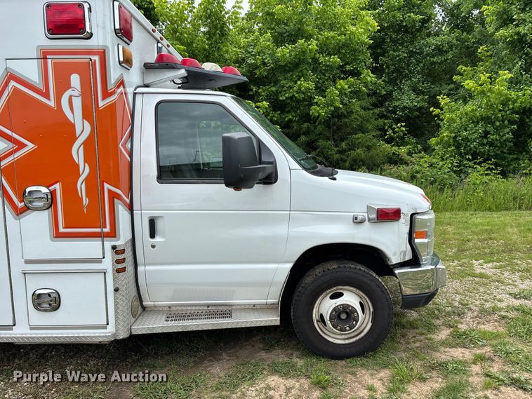image for item FG0397 2012 Ford Econoline ambulance