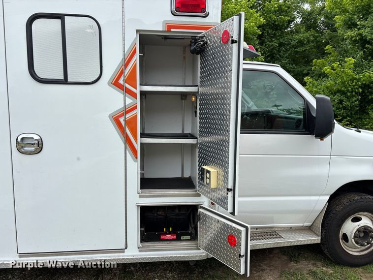 image for item FG0397 2012 Ford Econoline ambulance