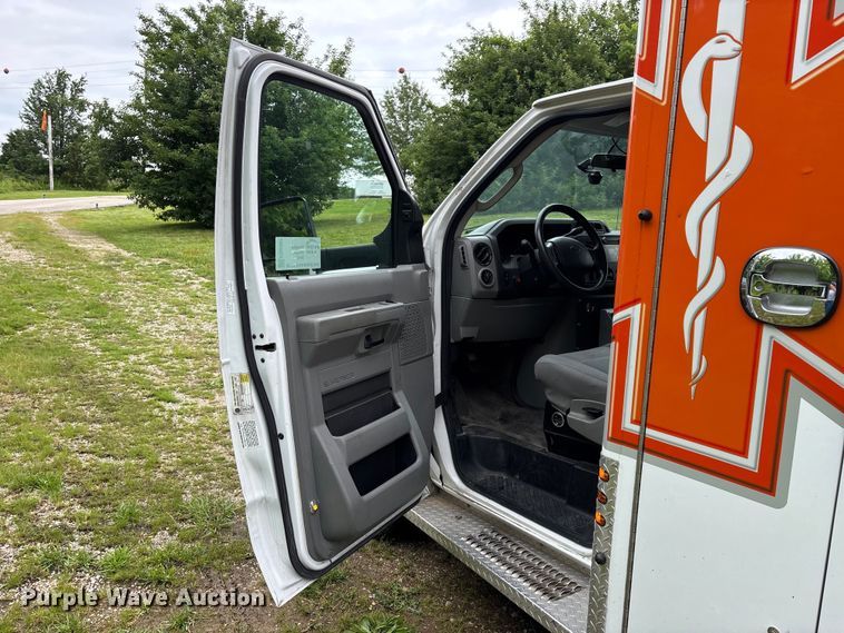 image for item FG0397 2012 Ford Econoline ambulance