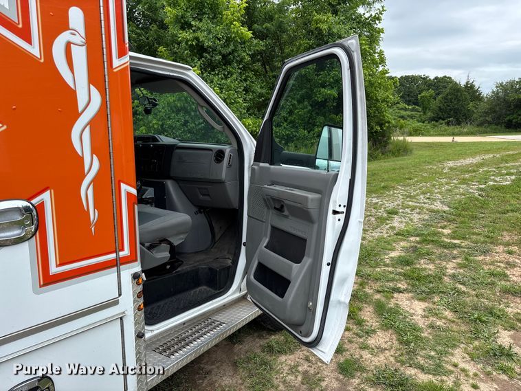 image for item FG0397 2012 Ford Econoline ambulance